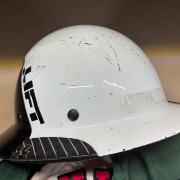 Lift Safety HDF-50C19WC Dax 50/50 Carbon Fiber Full Brim Hard Hat White-Black - Picture 2 of 4